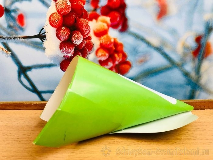 Как сделать маленькую и нарядную, новогоднюю ёлочку