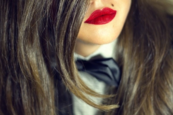 Как распознать по чертам внешности ведьму, какие знаки выдают наличие магических способностей Как распознать по чертам внешности ведьму, какие знаки выдают наличие магических способностей