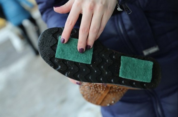 Для устойчивой и легкой походки: как сделать нескользкую подошву на любой обуви Для устойчивой и легкой походки: как сделать нескользкую подошву на любой обуви