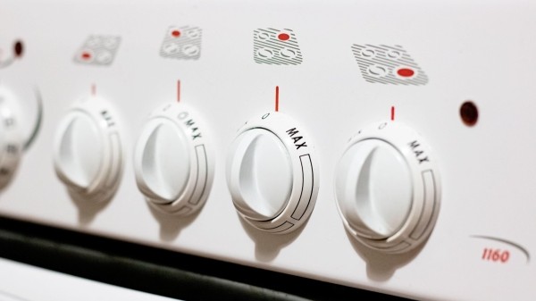 Эффективные способы борьбы с застарелым жиром: как отмыть ручки кухонной плиты Эффективные способы борьбы с застарелым жиром: как отмыть ручки кухонной плиты