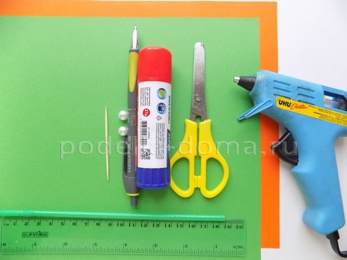 Как сделать вертушку из бумаги Как сделать вертушку из бумаги