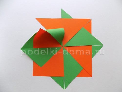 Как сделать вертушку из бумаги Как сделать вертушку из бумаги