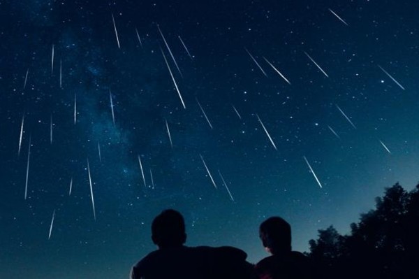 Как увидеть июньские Боотиды и загадать желание во время пика метеорного потока 27 числа Как увидеть июньские Боотиды и загадать желание во время пика метеорного потока 27 числа