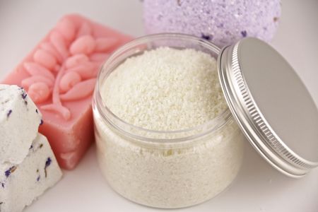 Натуральный стимулятор роста волос: как сделать шампунь из детского мыла своими руками Натуральный стимулятор роста волос: как сделать шампунь из детского мыла своими руками