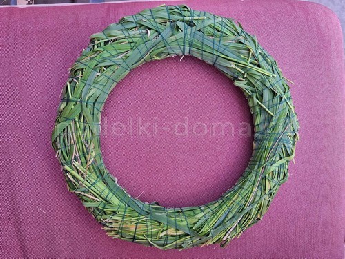 Делаем основу для венков из травы