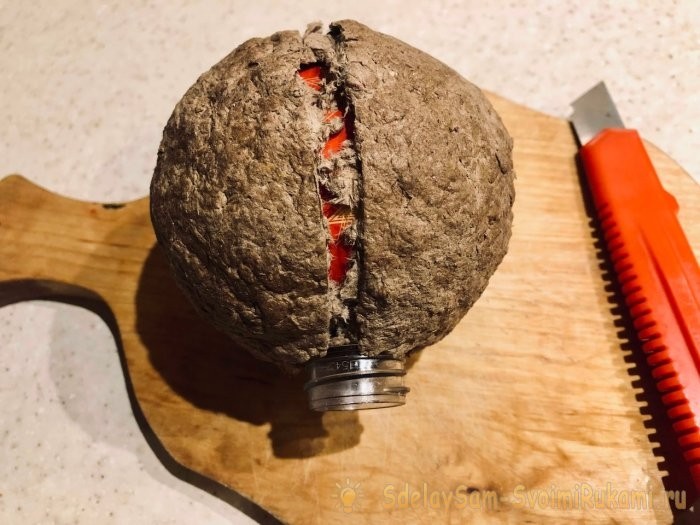 Ёлочный шар из упаковки от яиц Ёлочный шар из упаковки от яиц