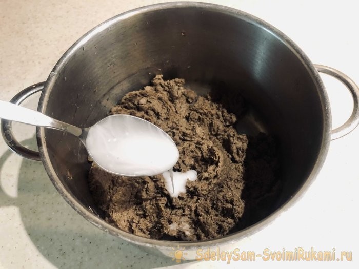 Ёлочный шар из упаковки от яиц Ёлочный шар из упаковки от яиц