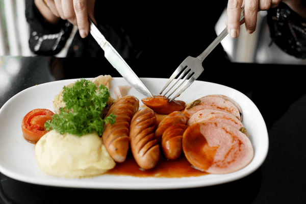 Полезные советы, как выбрать качественные сосиски из настоящего мяса