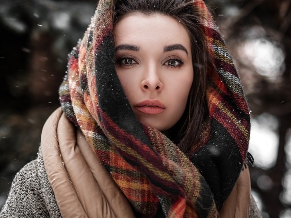 Какие лайфхаки помогут сохранить прическу зимой под шапкой Какие лайфхаки помогут сохранить прическу зимой под шапкой