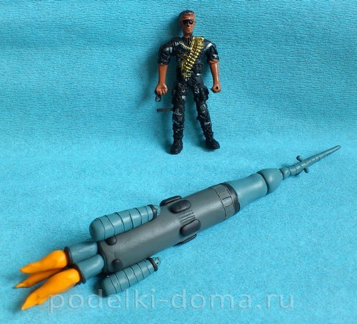 Ещё 2 ракеты — поделки из подручного материала Ещё 2 ракеты — поделки из подручного материала