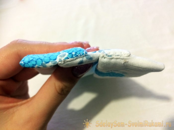 Как без швейной машинки сшить многоразовую маску самостоятельно Как без швейной машинки сшить многоразовую маску самостоятельно