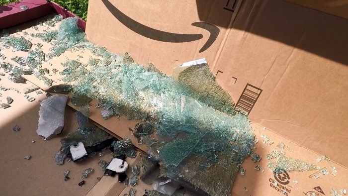 Эксперимент: кусочек свечи легко разбивает то, что не разобьет молоток Эксперимент: кусочек свечи легко разбивает то, что не разобьет молоток