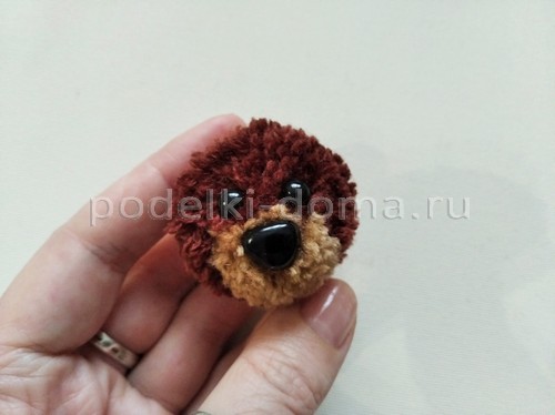 Игрушки из помпонов: кролик, мишка, собачка, хомячок Игрушки из помпонов: кролик, мишка, собачка, хомячок