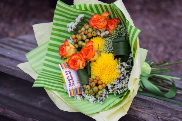 Флорист рассказала, как создать красивый и недорогой букет на 1 сентября Флорист рассказала, как создать красивый и недорогой букет на 1 сентября